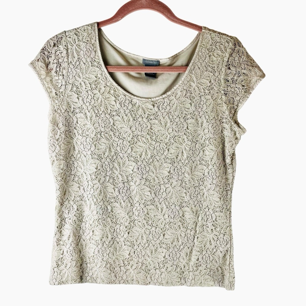 Ann Taylor Top Floral Lace Overlay Stretch Cap Sleeve Medium Beige Ivory Lined